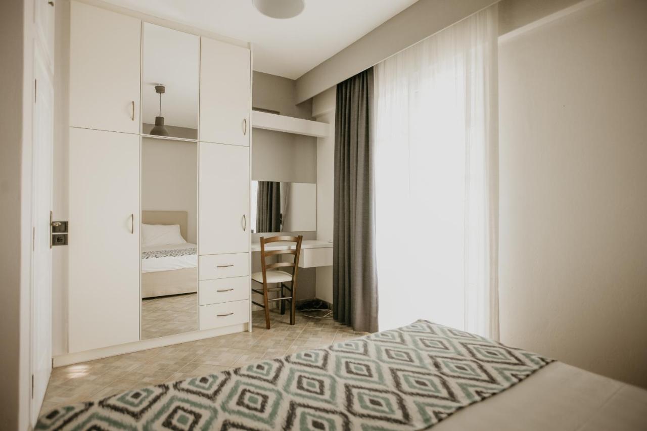 Andros Maisonettes เอโยสเพโตรส ภายนอก รูปภาพ